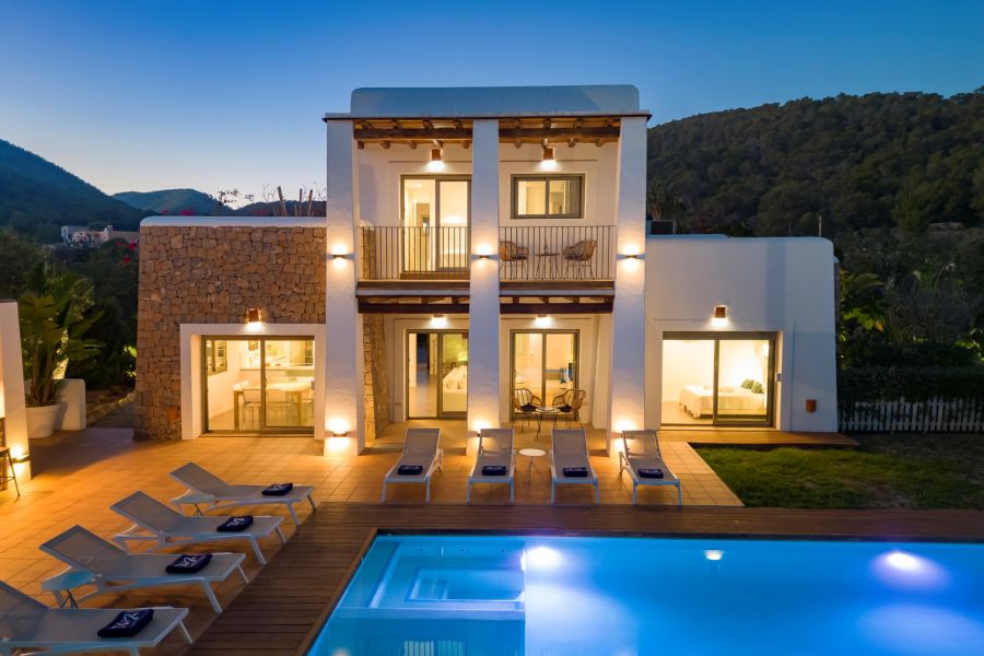 IBIZA SUMMER VILLAS